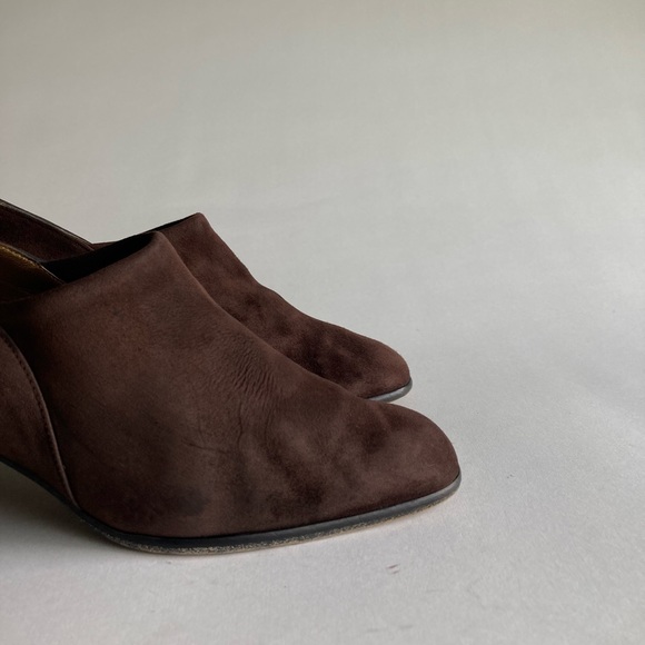 Stuart Weitzman Brown Suede Genuine Leather Square Toe Classic Heels size 7 - Picture 4 of 15